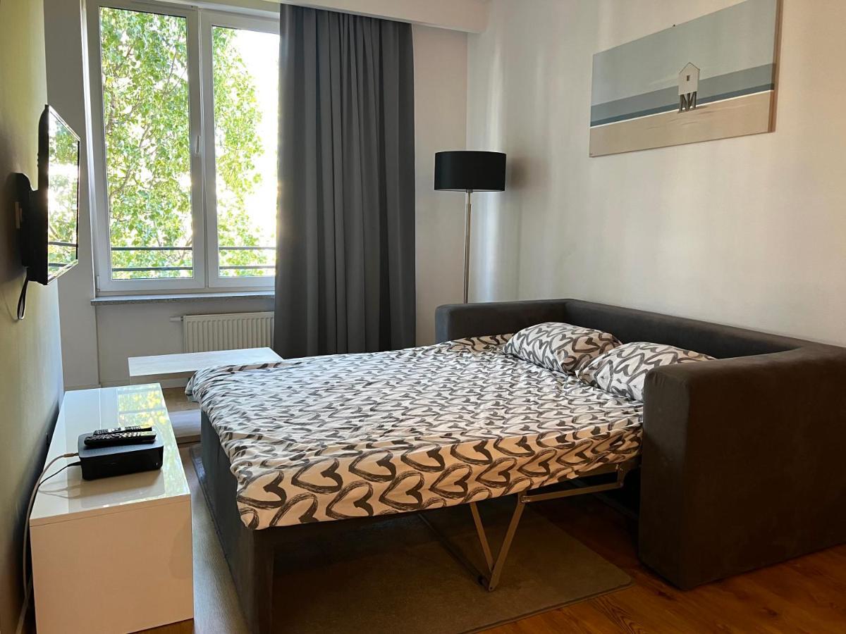 K22 Large Apart Slawinska 509 Varsovia Exterior foto