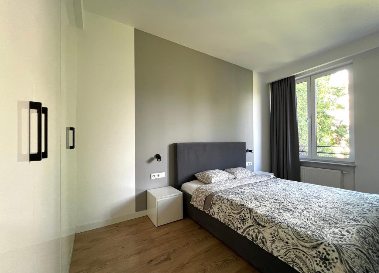 K22 Large Apart Slawinska 509 Varsovia Exterior foto