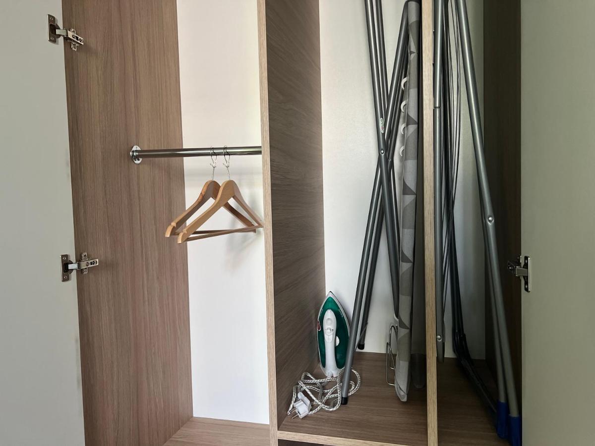 K22 Large Apart Slawinska 509 Varsovia Exterior foto